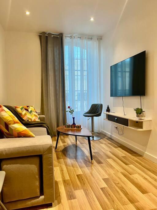 Dezy'S House Apartment นีซ ภายนอก รูปภาพ